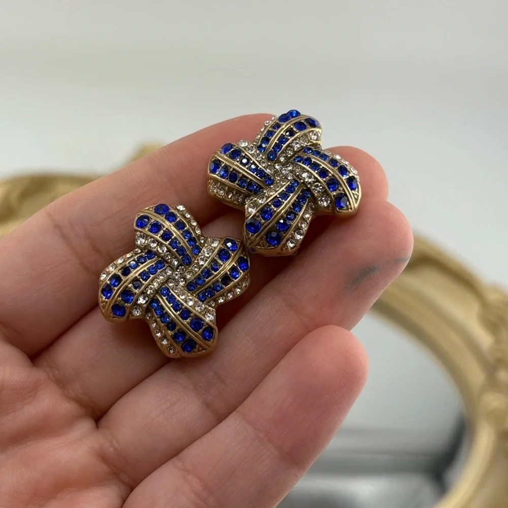 Cubic Zirconia Statement Stud Earrings – Blue & Clear Crystals ✨ - Picture 9 of 11